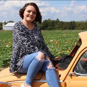 Meet your Posher, Katie